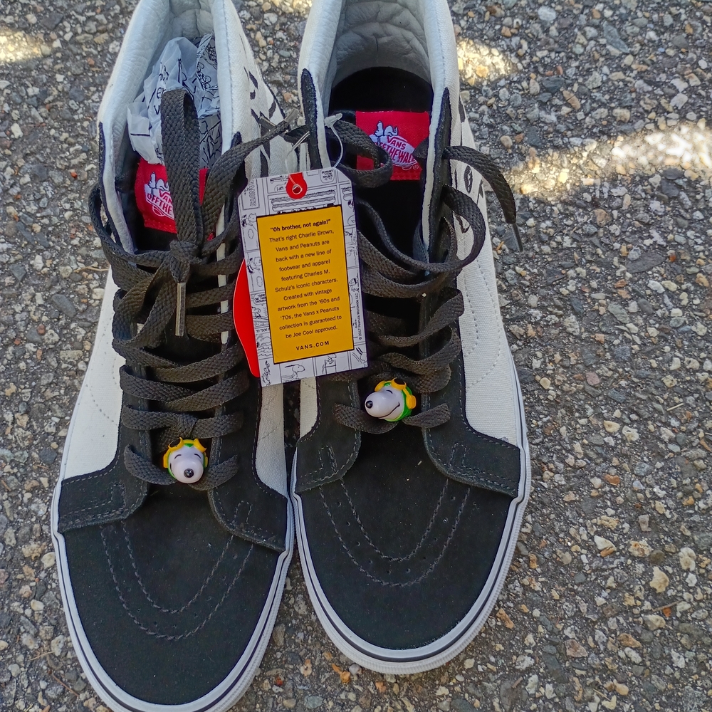 Vans Kids High-Top Skate Shoes in Black & White